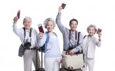 老年旅游市场存在商机，该如何顺势争夺老年客群？